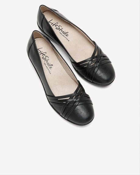 Wide Width, Flat Shoes with Crisscross straps - LifeStride