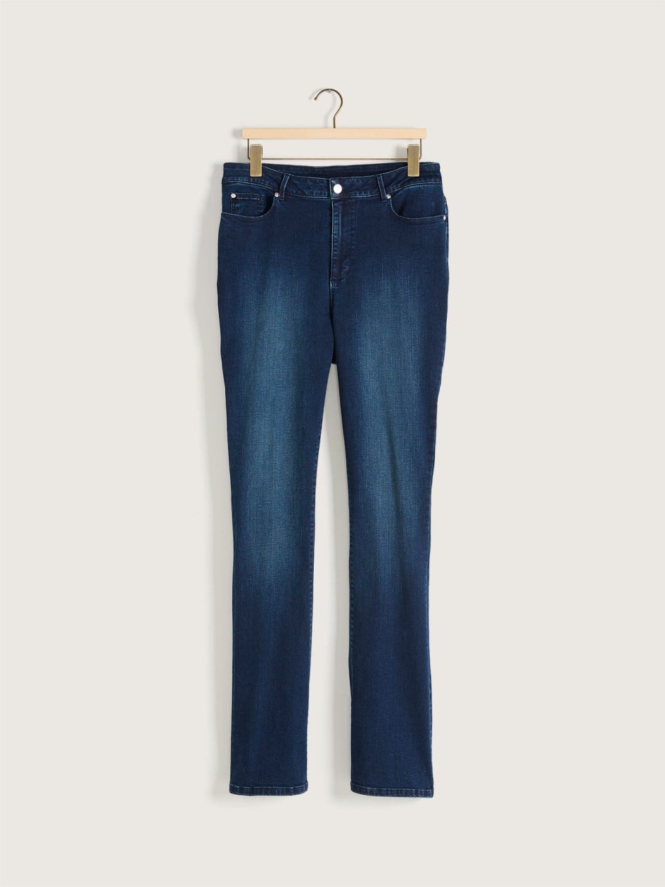 Universal Fit, Tall, Bootcut Jean - d/C JEANS