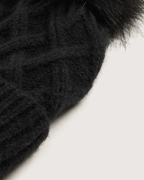 Tuque en tricot avec pompon amovible - In Every Story