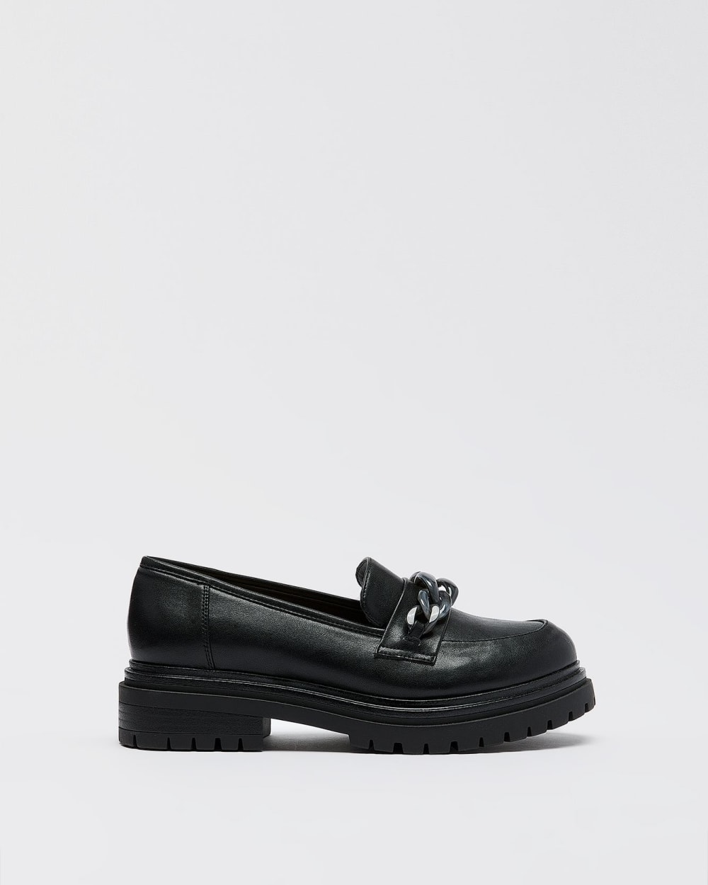 Extra Wide Width, Lug Loafer with Chain Ornement