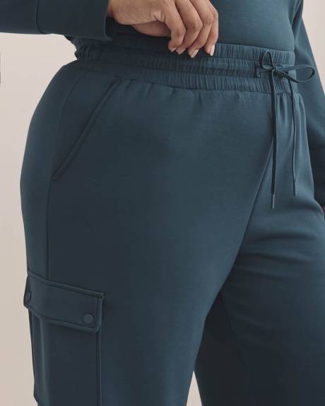 Light Knit Wide-Leg Cargo Pant - Active Zone