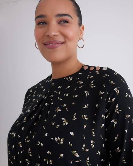 Responsible, Long-Sleeve Blouse with Crew Neck
