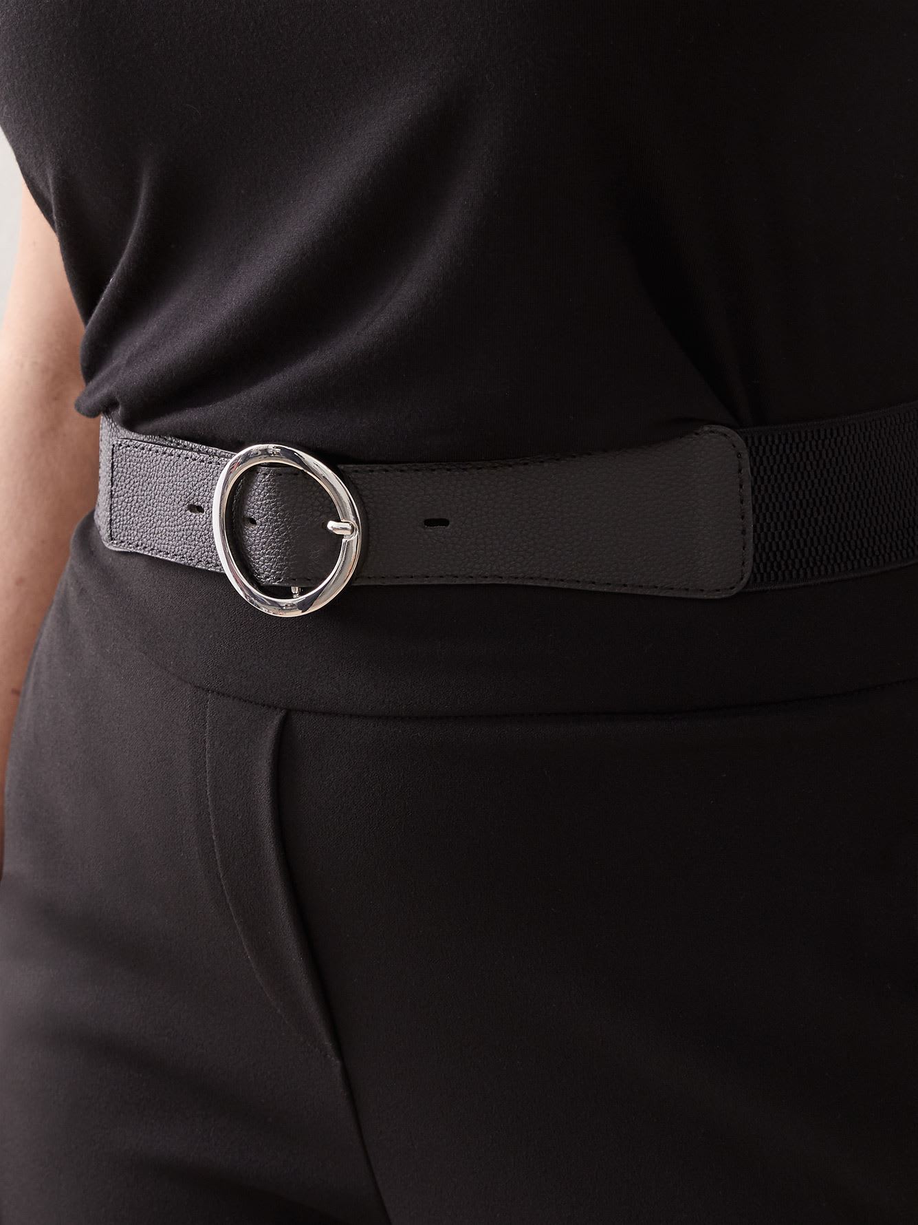 Wide Elastic Belt With Round Buckle - Addition Elle