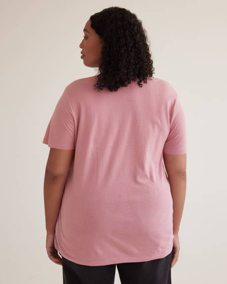 Boyfriend-Fit Short-Sleeve V-Neck Tee - PENN. Essentials