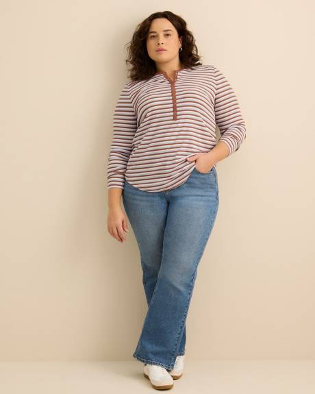 Haut &agrave; manches longues avec col boutonn&eacute;