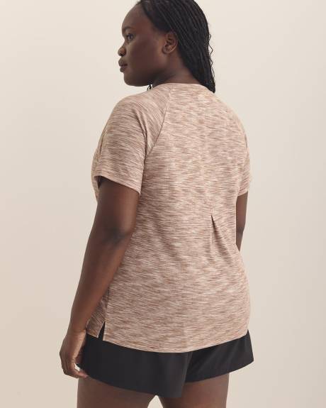 Ribbed V-Neck Short-Sleeve T-Shirt - Active Zone