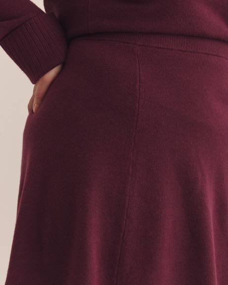 Jupe courte évasée en tricot bordeaux, tissu responsable - Addition Elle