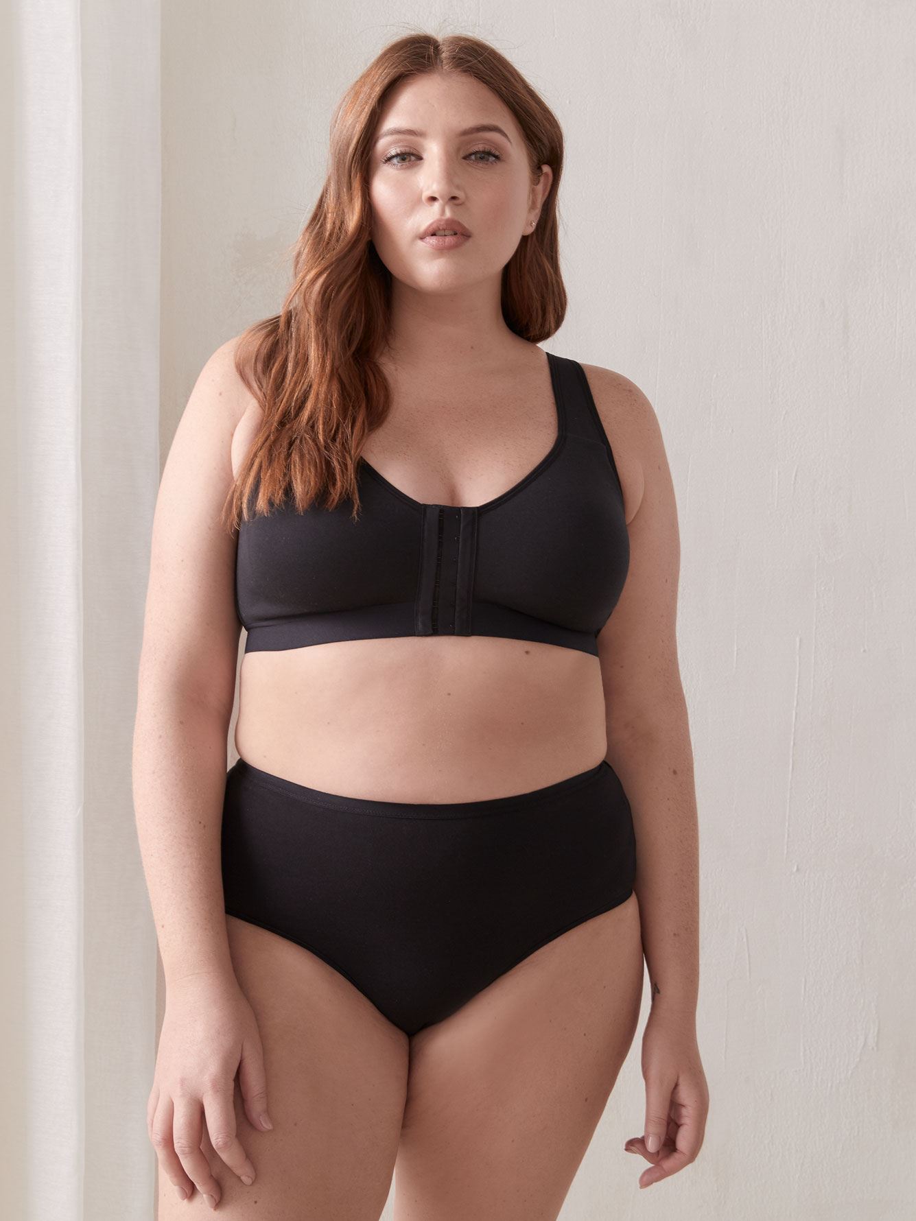 wirefree front closure bra