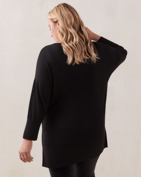 Responsible V-Neck Tunic Sweater - In Every Story
