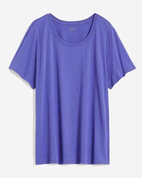 Boyfriend Fit Scoop-Neck T-Shirt - PENN. Essentials