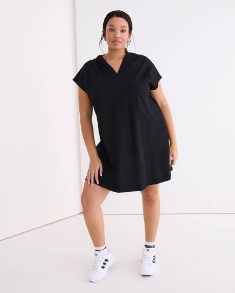 Robe cintrée et évasée avec capuchon - Active Zone