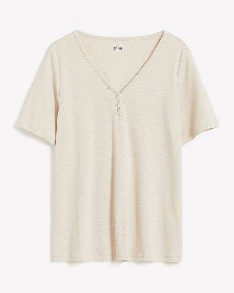 Girlfriend-Fit Ribbed Tee - PENN. Essentials