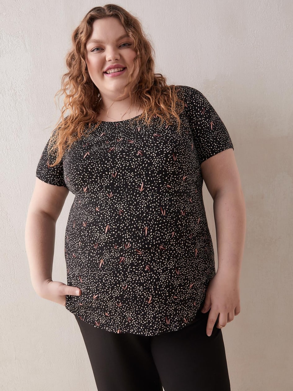 Modern-Fit Scooped Neck Printed Tee - In Every Story