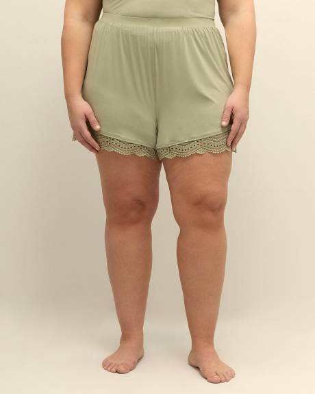 Short boxer en satin avec dentelle à l'ourlet - Déesse Collection