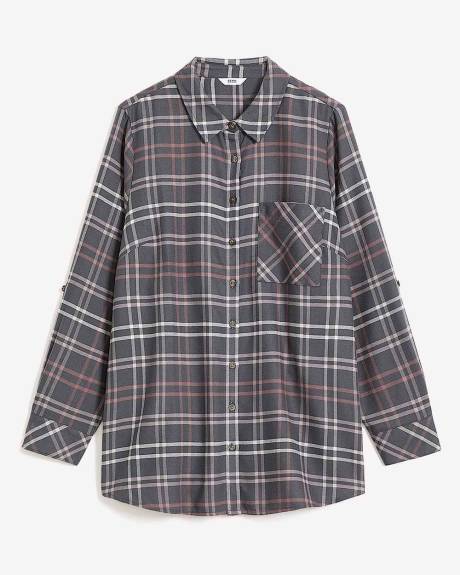 Plaid Flannel Buttoned Down Shirt with Rolled-Up Sleeves