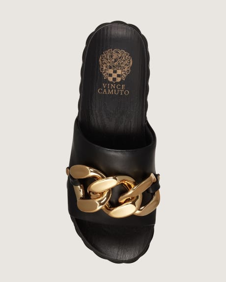 Sandale noire à enfiler avec chaîne dorée, largeur régulière - Vince Camuto