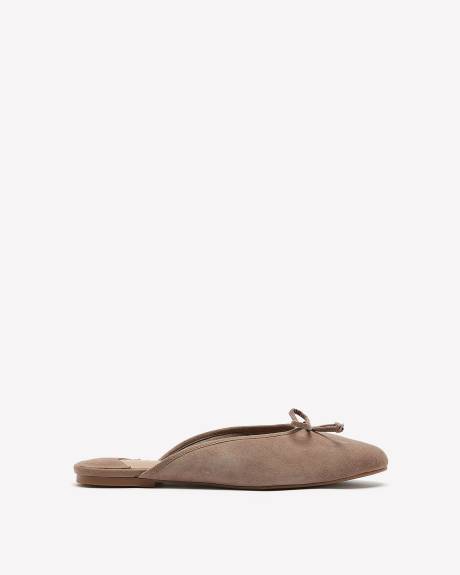 Extra-Wide Width, Leather Ballerina Mule with Bow