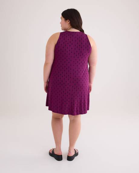 Responsible, Sleeveless Swing Dress with Pockets