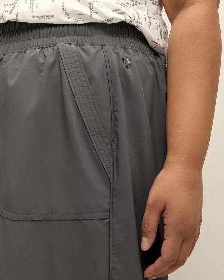 Pantalon court extensible à jambe large, tissu responsable - Active Zone