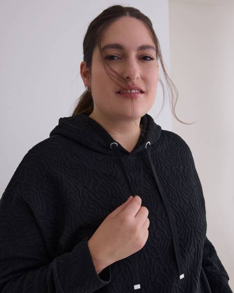 High-Low Textured Hoodie - Active Zone