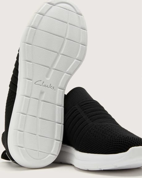 Wide Width Ezera Walk Slip-On Sneakers - Clarks