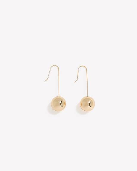 Boucles d'oreilles ornées d'une petite boule pendante