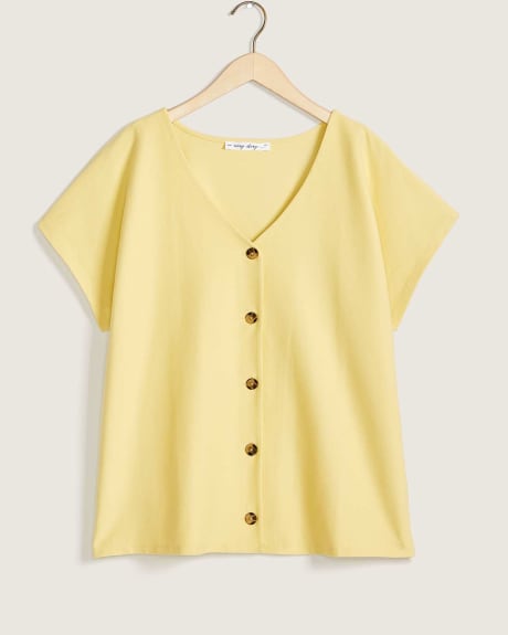 Solid Dolman Sleeve Top With Buttons - In Every Story
