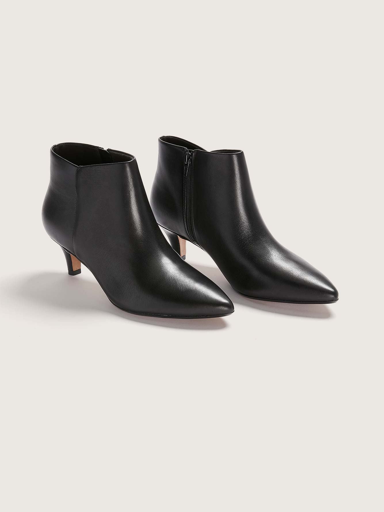 Wide Leather Linvale Sea Pointed Toe Bootie - Clarks | Penningtons