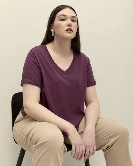 Responsible, Boyfriend-Fit V-Neck Tee - PENN. Essentials