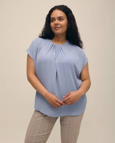 Extended-Sleeve Crew Neck Mixed Media Top