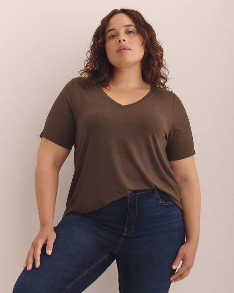 Modern-Fit Short-Sleeve Tee - PENN. Essentials