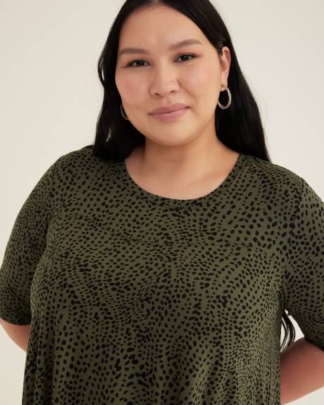 Elbow-Sleeve Sweetheart Swing Top
