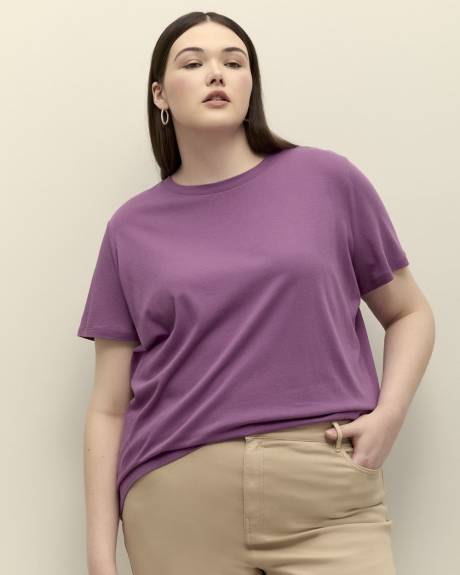 Boyfriend-Fit Short-Sleeve Crewneck T-Shirt - PENN. Essentials