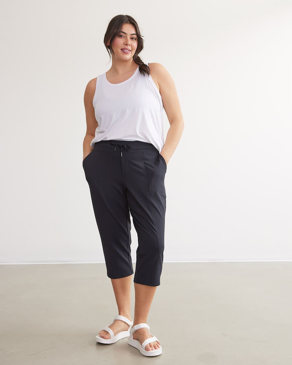 Urban Capri Pant, Hyba